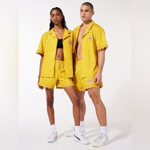 Savage X Fenty Leisure X Floral Trim Shirt Unisex Medium Yellow Short Sleeve